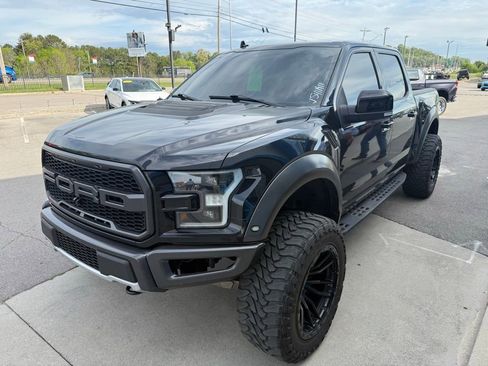 Used 2020 Ford F150 Raptor w/ Equipment Group 802A Luxury image 2