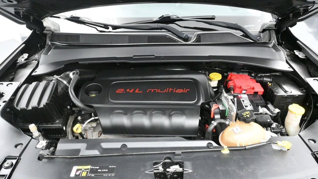 Used 2021 Jeep Compass Limited FWD image 17
