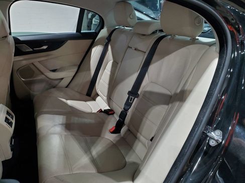 Used 2020 Jaguar XE S RWD image 24
