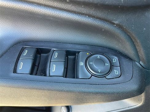 Used 2018 Chevrolet Equinox LT w/ Sun & Infotainment Package image 29