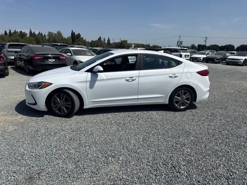 Used 2018 Hyundai Elantra SEL FWD image 8
