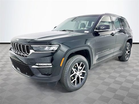 New 2025 Jeep Grand Cherokee Limited w/ Luxury Tech Group II image 22
