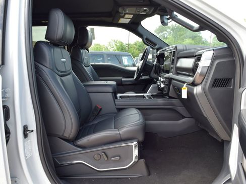 New 2026 Ford F250 Platinum image 23