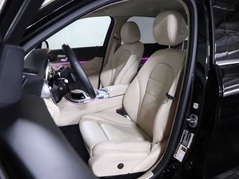 Used 2022 Mercedes-Benz GLC 300 4MATIC image 39