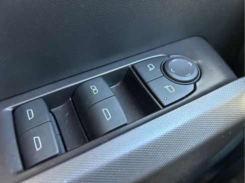 Used 2024 Chevrolet Colorado Trail Boss w/ Technology Package AWD/4WD image 24
