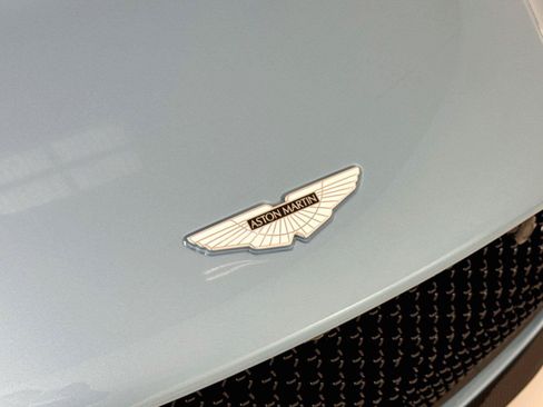 Used 2023 Aston Martin DBS Superleggera Volante RWD image 32