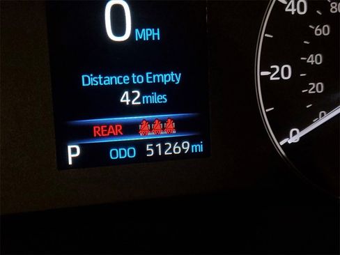 Used 2024 Toyota Corolla LE image 23