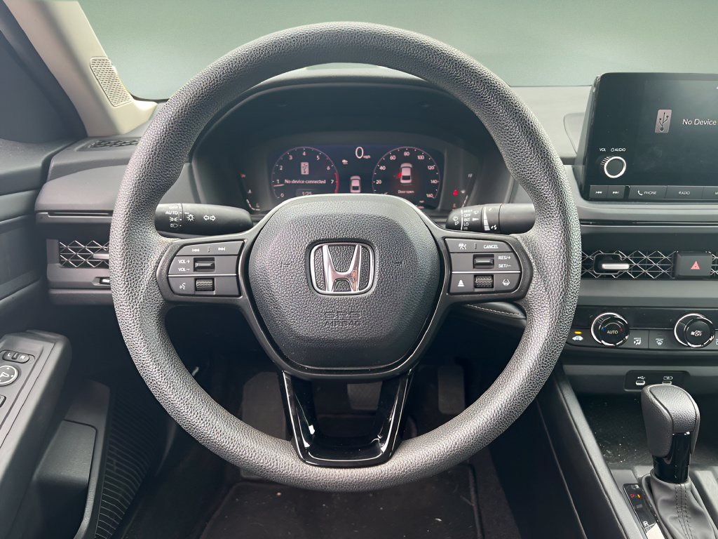 Used 2023 Honda Accord EX image 18
