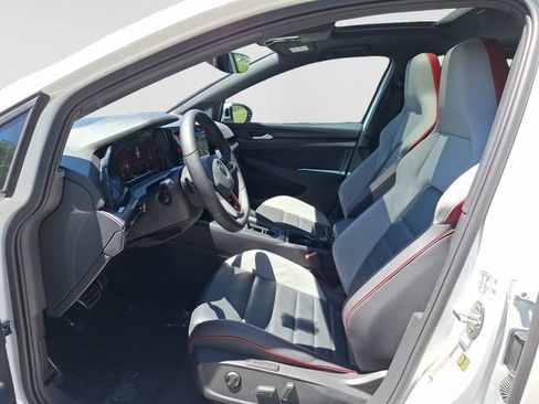 Certified 2022 Volkswagen GTI Autobahn FWD image 11
