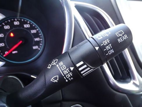 Used 2022 Chevrolet Equinox LT image 13