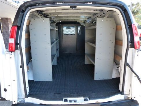 Used 2023 GMC Savana 2500 w/ Driver Convenience Package image 15