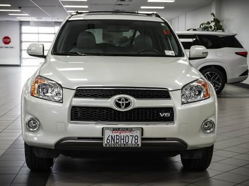 Used 2010 Toyota RAV4 Limited image 4