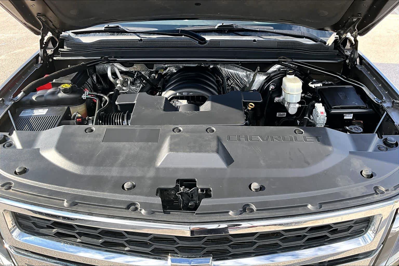 Used 2016 Chevrolet Tahoe LT AWD/4WD image 32