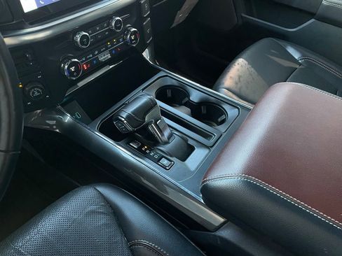 Used 2021 Ford F150 Lariat w/ Max Trailer Tow Package image 20