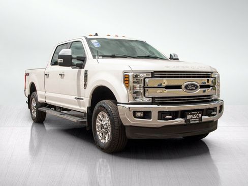Used 2019 Ford F250 Lariat w/ Chrome Package AWD/4WD image 8