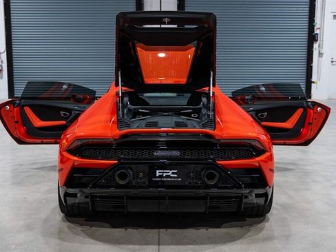 Used 2021 Lamborghini Huracan EVO AWD/4WD image 38