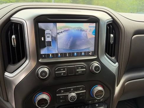 Used 2019 Chevrolet Silverado 1500 LTZ w/ Technology Package AWD/4WD image 15