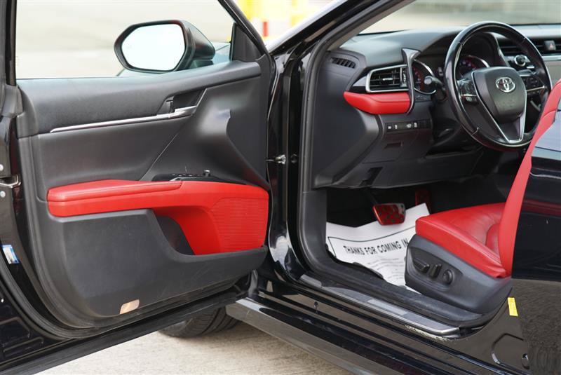 Used 2019 Toyota Camry XSE w/ Navigation Package FWD image 41