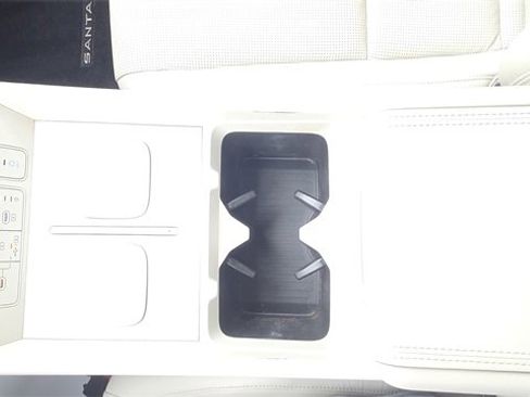 Used 2024 Hyundai Santa Fe Limited image 40