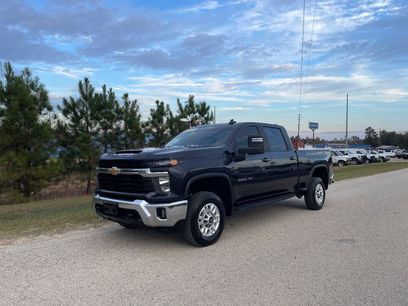 Used 2024 Chevrolet Silverado 2500 LT w/ Convenience Package