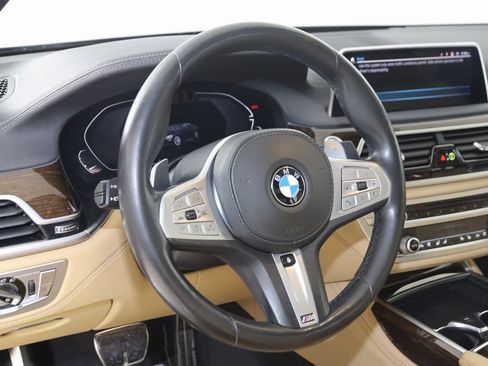 Used 2020 BMW 745e xDrive image 6