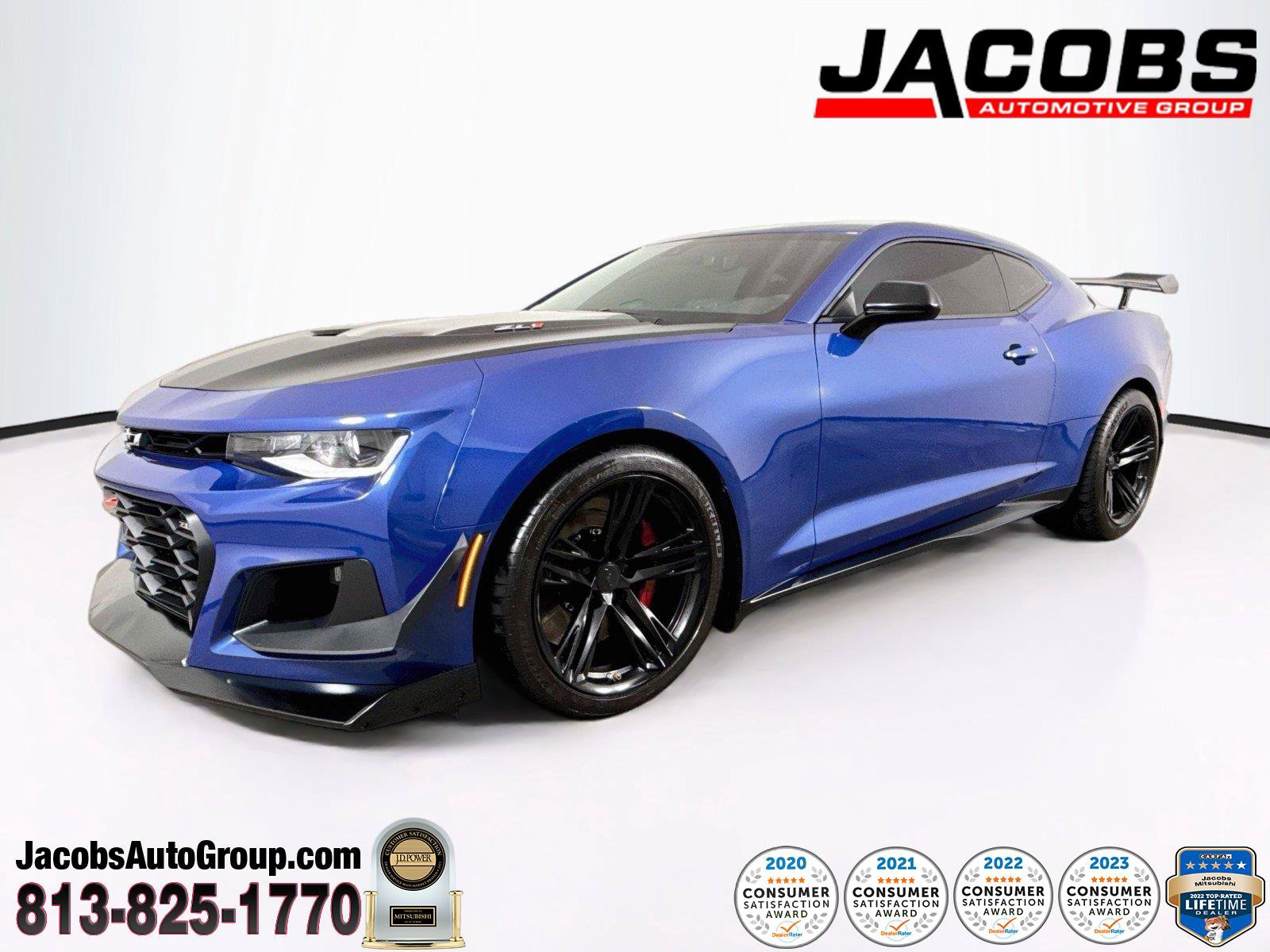Used 2022 Chevrolet Camaro ZL1 RWD image 1