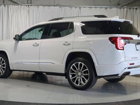 Used 2023 GMC Acadia Denali w/ Denali Technology Package AWD/4WD image 8