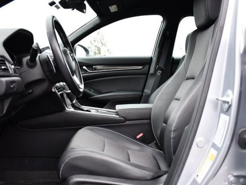 Used 2022 Honda Accord Sport image 13