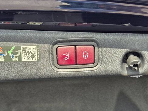 Used 2023 Mercedes-Benz E 350 Sedan image 36
