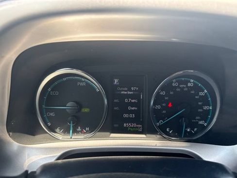 Certified 2018 Toyota RAV4 XLE w/ Convenience Package AWD/4WD image 8