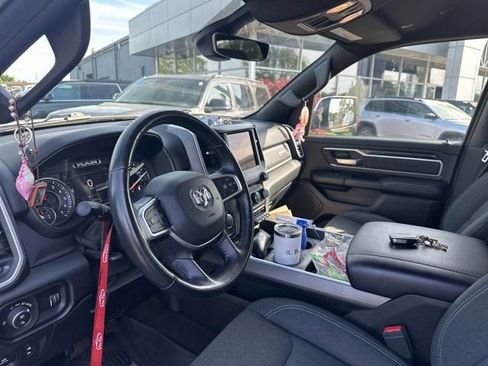 Used 2020 RAM 1500 Big Horn AWD/4WD image 5