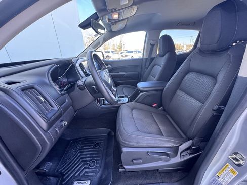 Used 2016 GMC Canyon SLE w/ SLE Convenience Package image 9