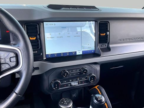 Used 2022 Ford Bronco Badlands AWD/4WD image 7