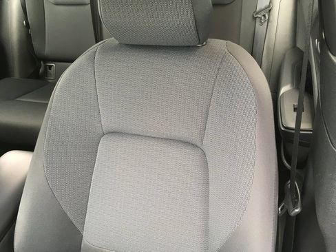 Used 2025 Toyota Prius LE FWD image 21