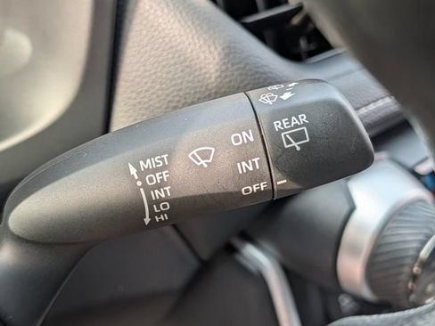 Used 2024 Toyota RAV4 LE AWD/4WD image 28
