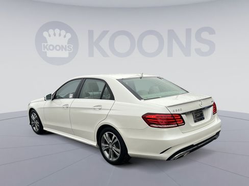 Used 2014 Mercedes-Benz E 350 4MATIC Sedan image 4