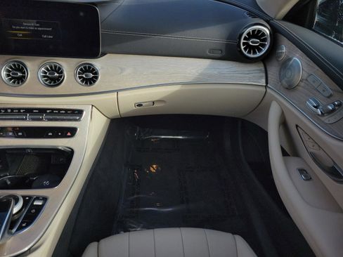 Used 2022 Mercedes-Benz E 450 Cabriolet image 4