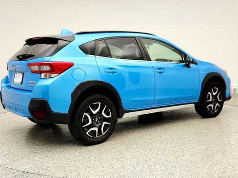 Used 2022 Subaru Crosstrek Hybrid AWD/4WD image 5