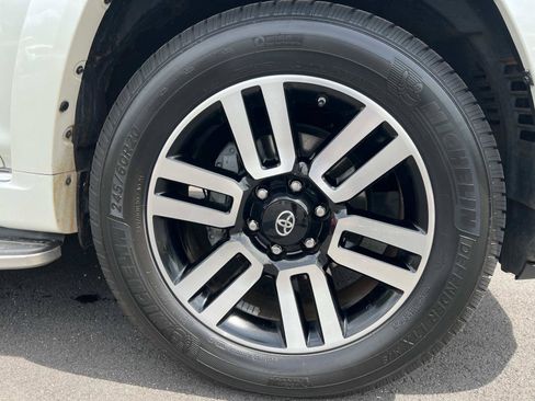 Used 2021 Toyota 4Runner Limited RWD image 12