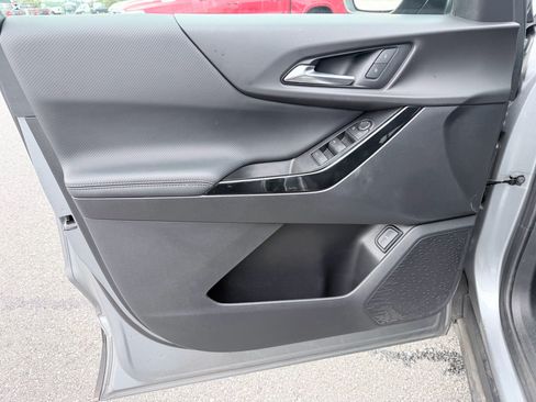 Used 2026 Chevrolet Equinox LT w/ Convenience Package II FWD image 28