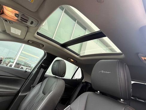 Used 2025 Buick Encore GX Avenir w/ Avenir Convenience Package AWD/4WD image 19