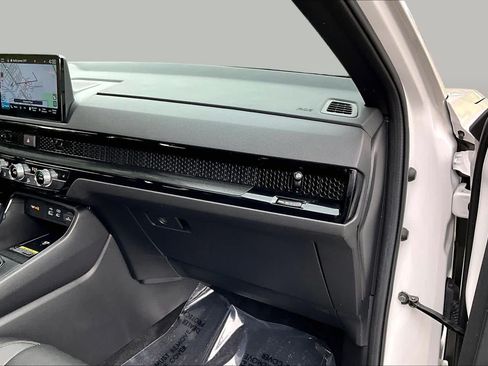 Used 2025 Honda CR-V Sport Touring image 19