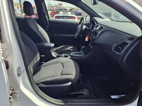 Used 2013 Chrysler 200 Touring w/ S Exterior Appearance Pkg image 15