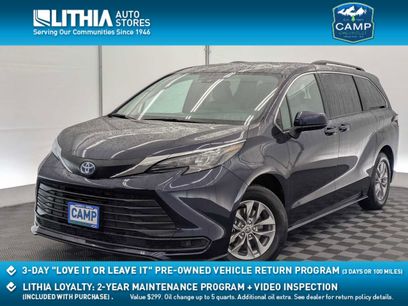 Used 2025 Toyota Sienna LE