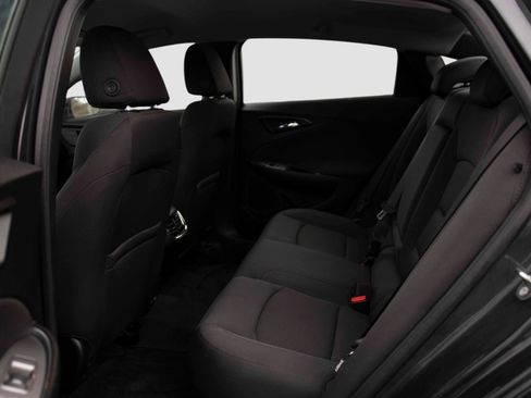 Used 2017 Chevrolet Malibu LT w/ Driver Confidence Package image 15