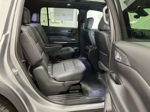 New 2026 Chevrolet Traverse Z71 w/ Enhanced Driving Package AWD/4WD image 35