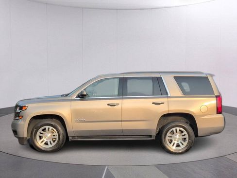 Used 2019 Chevrolet Tahoe LT RWD image 2