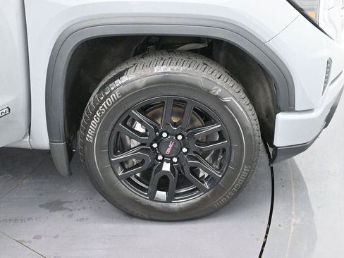 Used 2024 GMC Sierra 1500 Elevation AWD/4WD image 31
