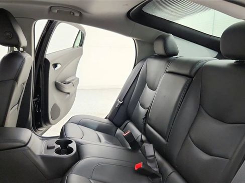 Used 2018 Chevrolet Volt LT w/ LT Driver Confidence Package image 30