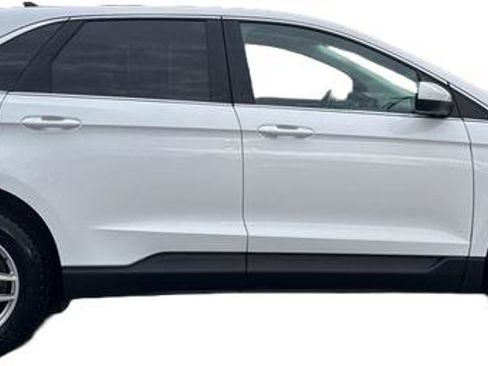 Used 2023 Ford Edge SEL w/ Convenience Package image 2